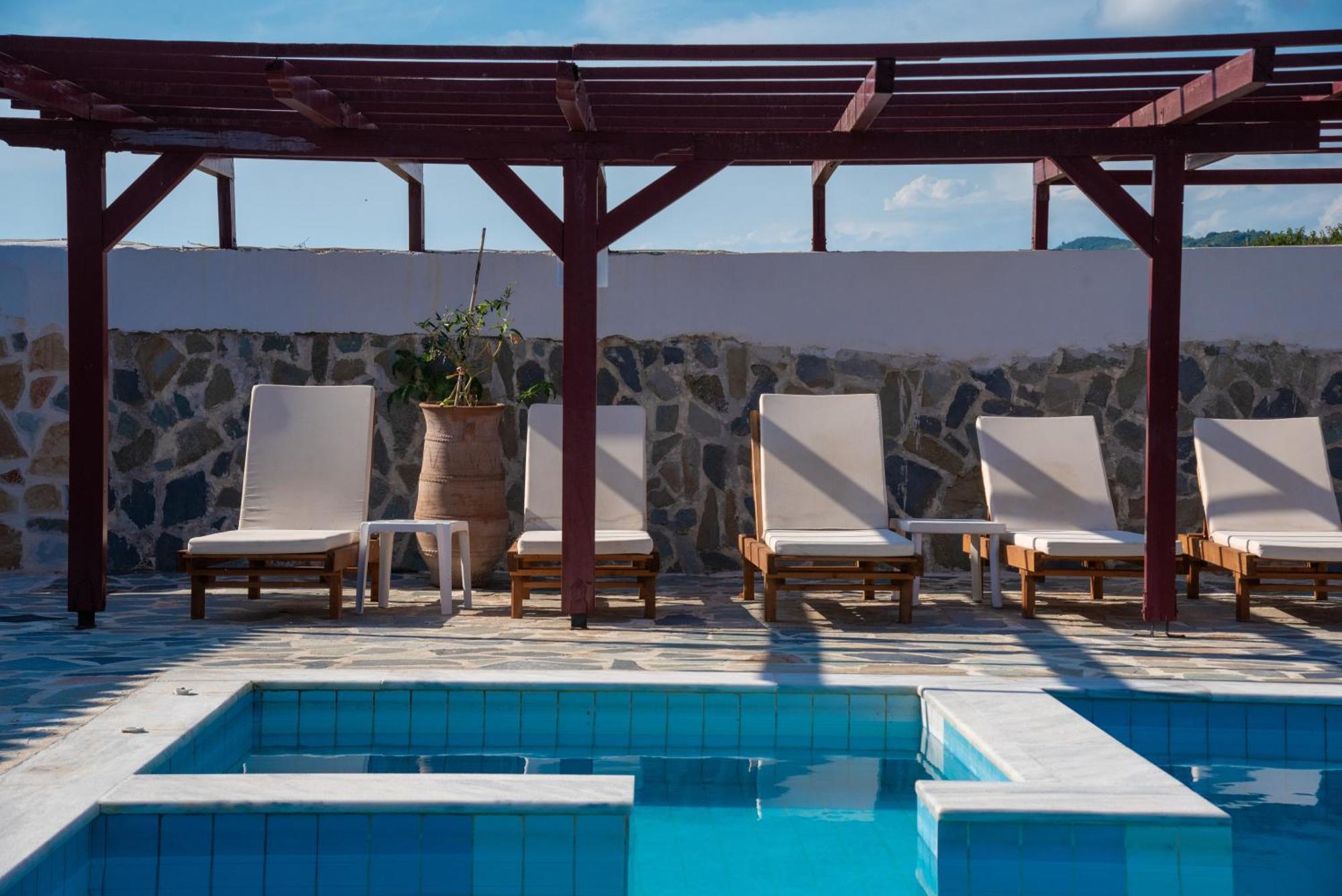 Poseidon Beach Hotel 卡斯特罗西基亚 外观 照片