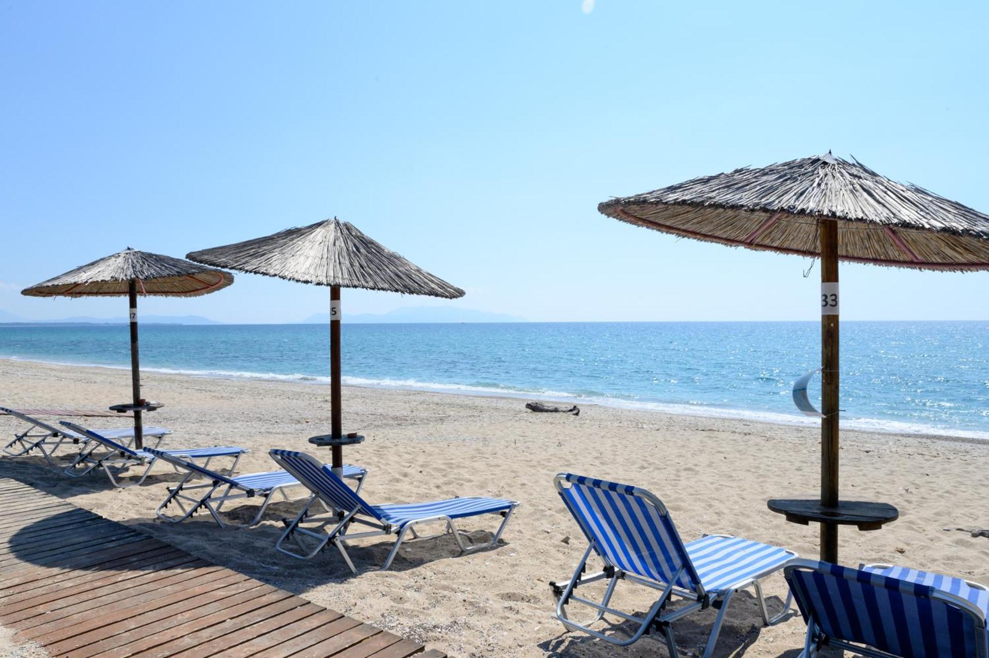 Poseidon Beach Hotel 卡斯特罗西基亚 外观 照片